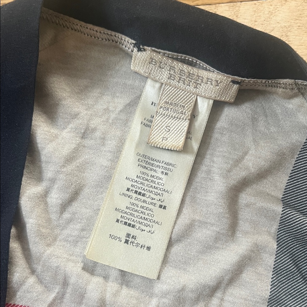 Burberry sweater - Picture 3 of 4